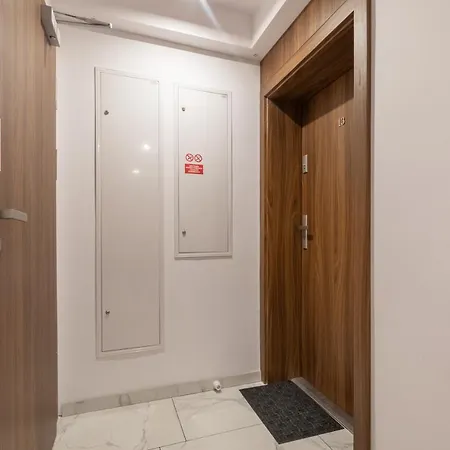 아파트 By Jantar 코워브제크