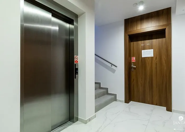 By Jantar Колобжег